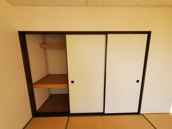 ストークハイツ吉成の物件内観写真